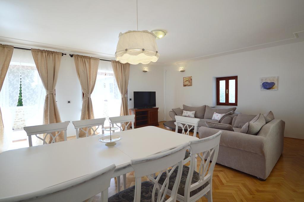 Apartment Kairos Zadar Zimmer foto